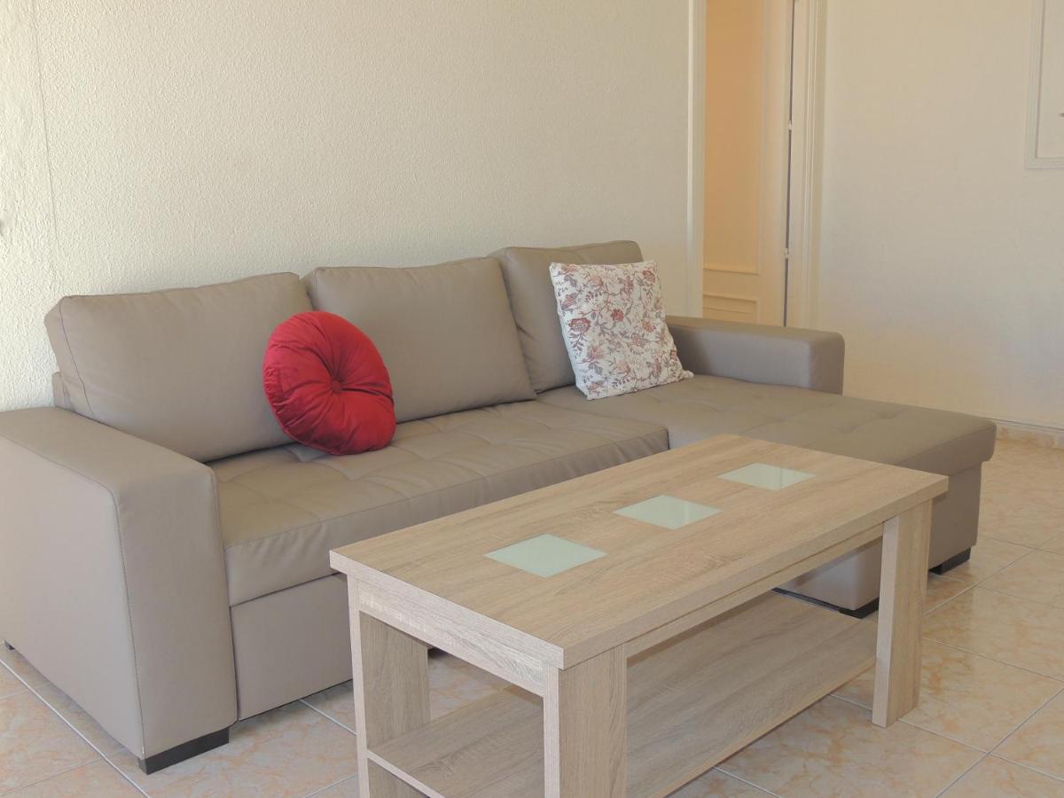 Ole Playa 5A Beach Front - A Pie De Playa, Sea Views - Vistas Al Mar, Puerto Marina Benalmadena Exterior photo
