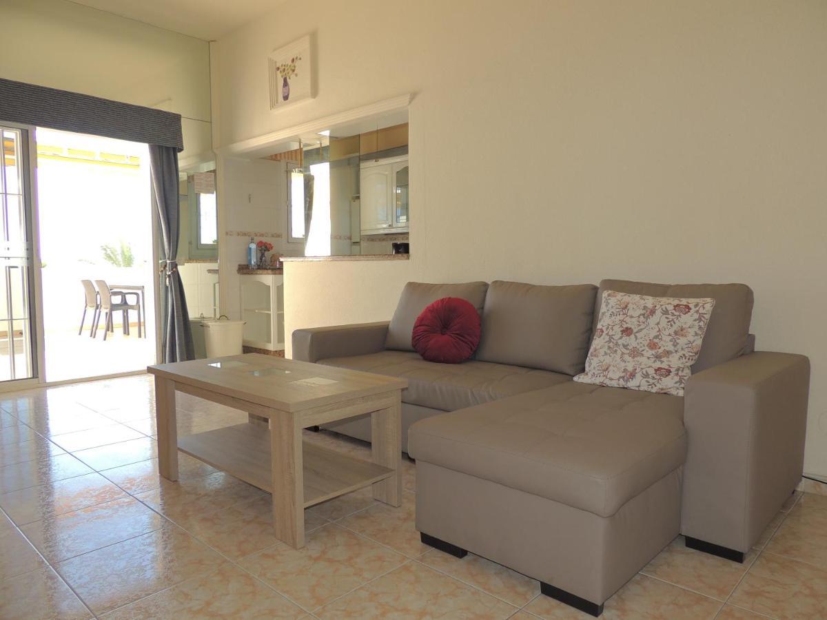 Ole Playa 5A Beach Front - A Pie De Playa, Sea Views - Vistas Al Mar, Puerto Marina Benalmadena Exterior photo
